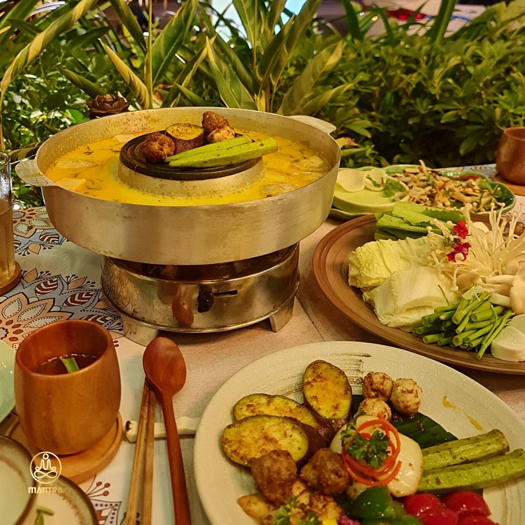 Đặc biệt, các món ăn được chế biến bởi một đầu bếp đã chay trường hơn 20 năm, mang đến hương vị tinh tế và bổ dưỡng